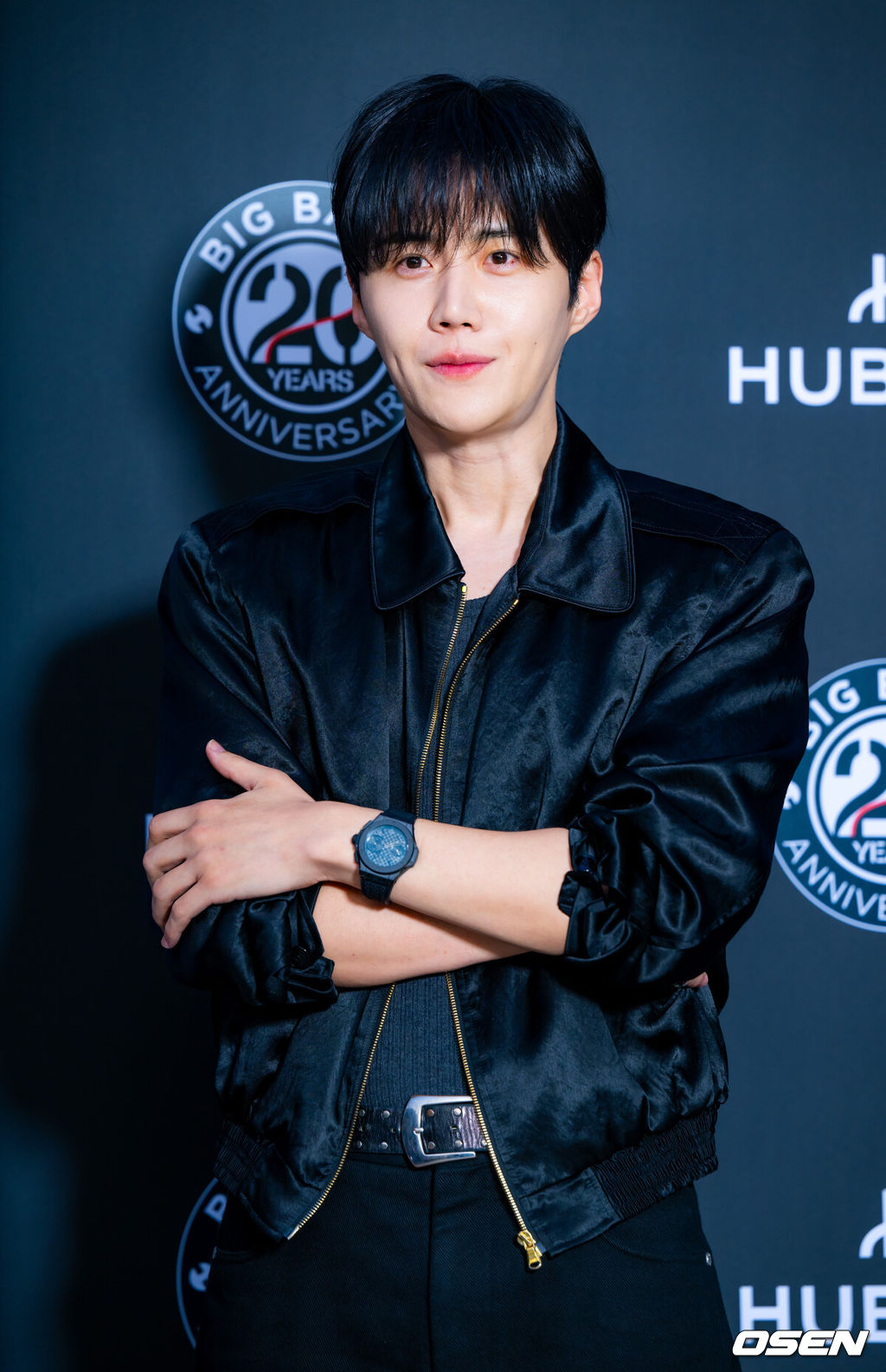 11일 오후 서울 성동구 왕십리의 한 복합문화공간에서 스위스 시계 브랜드 컬렉션 이벤트 포토콜 행사가 열렸다.이날 가수 카이(엑소), 이창섭(비투비), 미야오(MEOVV), 배우 김선호, 추영우, 모델 신현지가 참석해 자리를 빛냈다.배우 김선호가 포토타임을 가지고 있다. 2025.06.11 / rumi@osen.co.kr