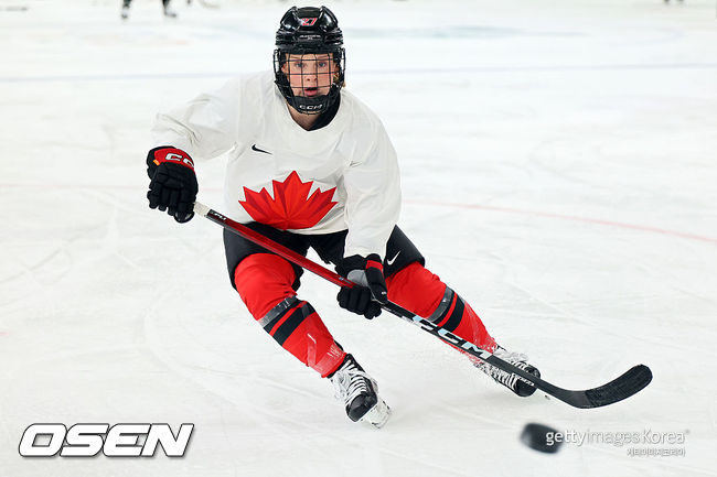 [사진] 2026 밀라노·코르티나담페초 동계 올림픽 여자 아이스하키 조별리그 빅매치가 노로바이러스 감염 사태로 연기됐다.ⓒGettyimages(무단전재 및 재배포 금지)