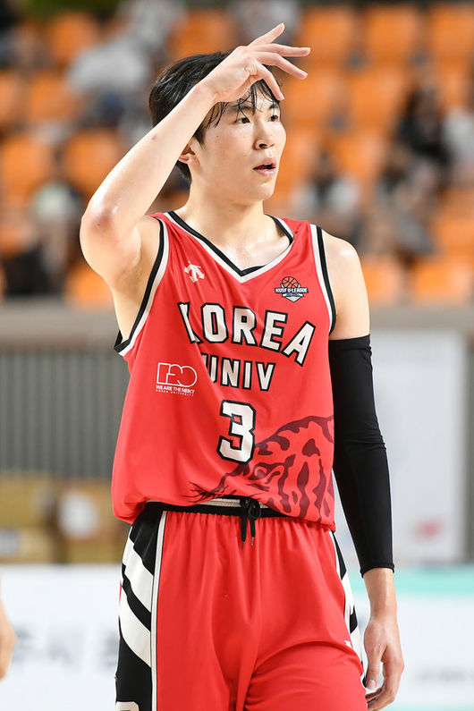 [사진] 3x3농구대표팀에 선발된 대학농구 최고선수 이동근(고려대) / 대학농구연맹 제공