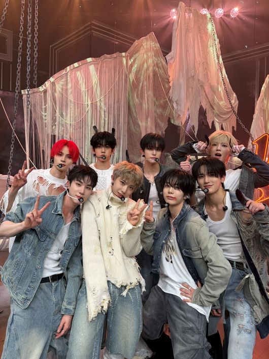 MNH엔터테인먼트 제공