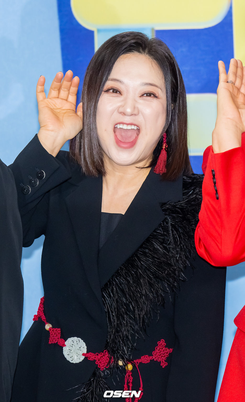  2025 KBS 연예대상이 20일 오후 서울 여의도 KBS 신관 공개홀에서 진행됐다.이날 가수 이찬원, 배우 이민정, 코미디언 문세윤이 MC를 맡았다. 시청자들의 사전 선호도 조사와 생방송 문자 투표로 결정되는 ‘최고의 프로그램상’은 ‘2025 KBS 연예대상’의 하이라이트로 손꼽힌다. 올해는 ‘개그콘서트’, ‘1박 2일’, ‘불후의 명곡’, ‘슈퍼맨이 돌아왔다’, ‘살림하는 남자들’, ‘사장님 귀는 당나귀 귀’, ‘신상출시 편스토랑’, ‘더 시즌즈’까지 총 8팀이 후보에 올랐다. 김숙이 포즈를 취하고 있다.   2025.12.20 / soul1014@osen.co.kr