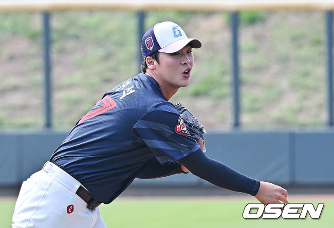[OSEN=타이난(대만), 이석우 기자] 롯데 자이언츠 이민석 028 2026.02.02 / foto0307@osen.co.kr