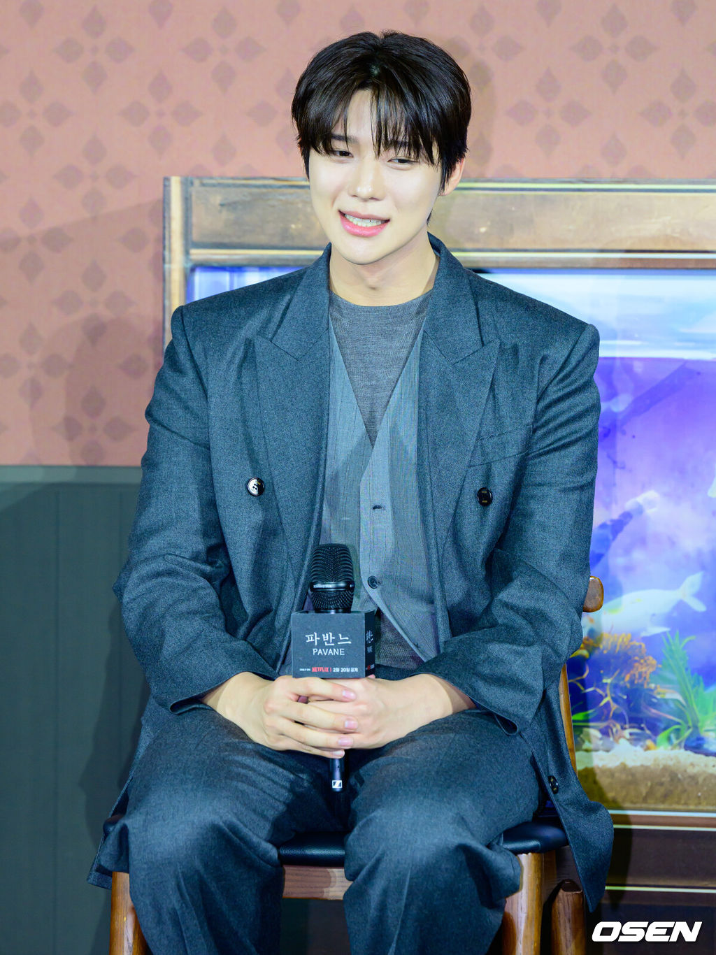 12일 오전 서울 강남구 삼성동 메가박스 코엑스에서 넷플릭스 영화 '파반느' 제작보고회가 열렸다.세 청춘의 삶과 사랑을 그린 달콤하고도 씁쓸한 스토리, 고아성, 변요한, 문상민의 매력적인 케미스트리, 이종필 감독만의 독창적이고 섬세한 시선으로 담아낸 청춘 멜로로 모두의 마음을 적실 영화 '파반느'는 20일 공개된다.배우 문상민이 간담회를 하고  있다. 2026.02.12 /jpnews@osen.co.kr