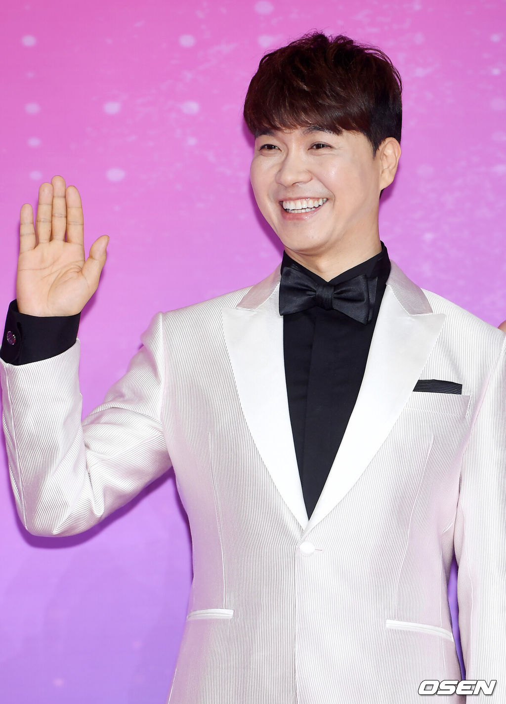 28일 오후 서울 마포구 SBS 프리즘타워 로비에서 진행된 '2018 SBS 연예대상' 포토월 행사에서 박수홍이 포토타임을 갖고 있다./ rumi@osen.co.kr