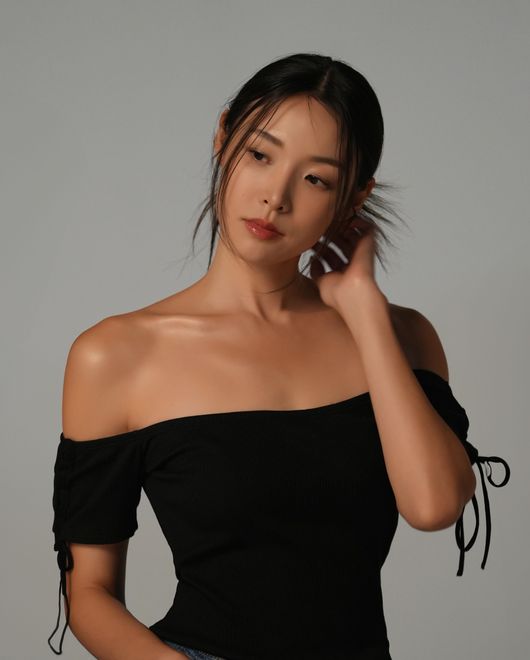 초록뱀엔터테인먼트 제공