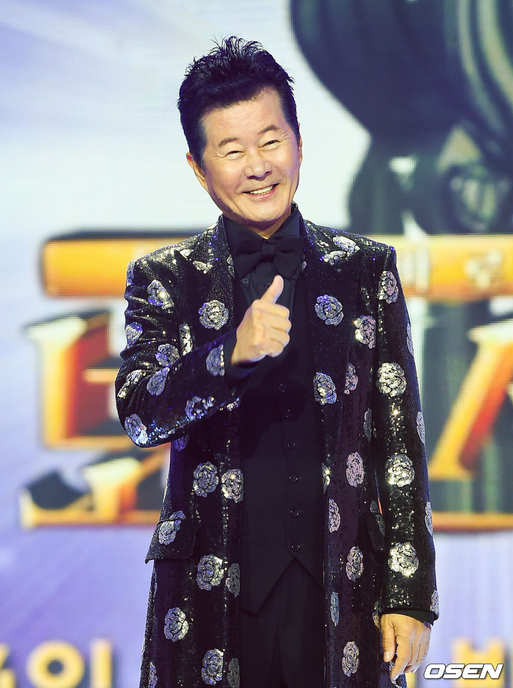 4일 경기도 일산동구 장항동 빛마루 방송지원센터에서 MBN '당신이 바로 보이스퀸' 제작발표회가 진행됐다.오는 14일 첫방송되는 MBN '당신이 바로 보이스퀸'은 주부를 대상으로 한 음악 서바이벌 프로그램. 가수 태진아가 포즈를 취하고 있다. / soul1014@osen.co.kr