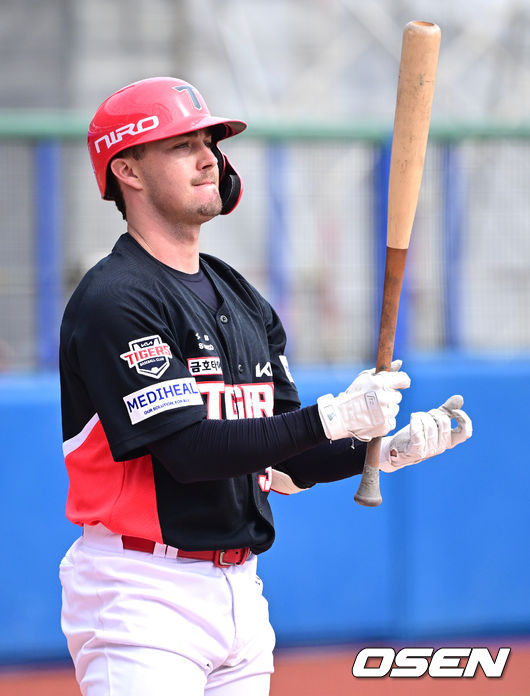 타석에서 끈질긴 승부를 펼친 KIA 제리드 데일.