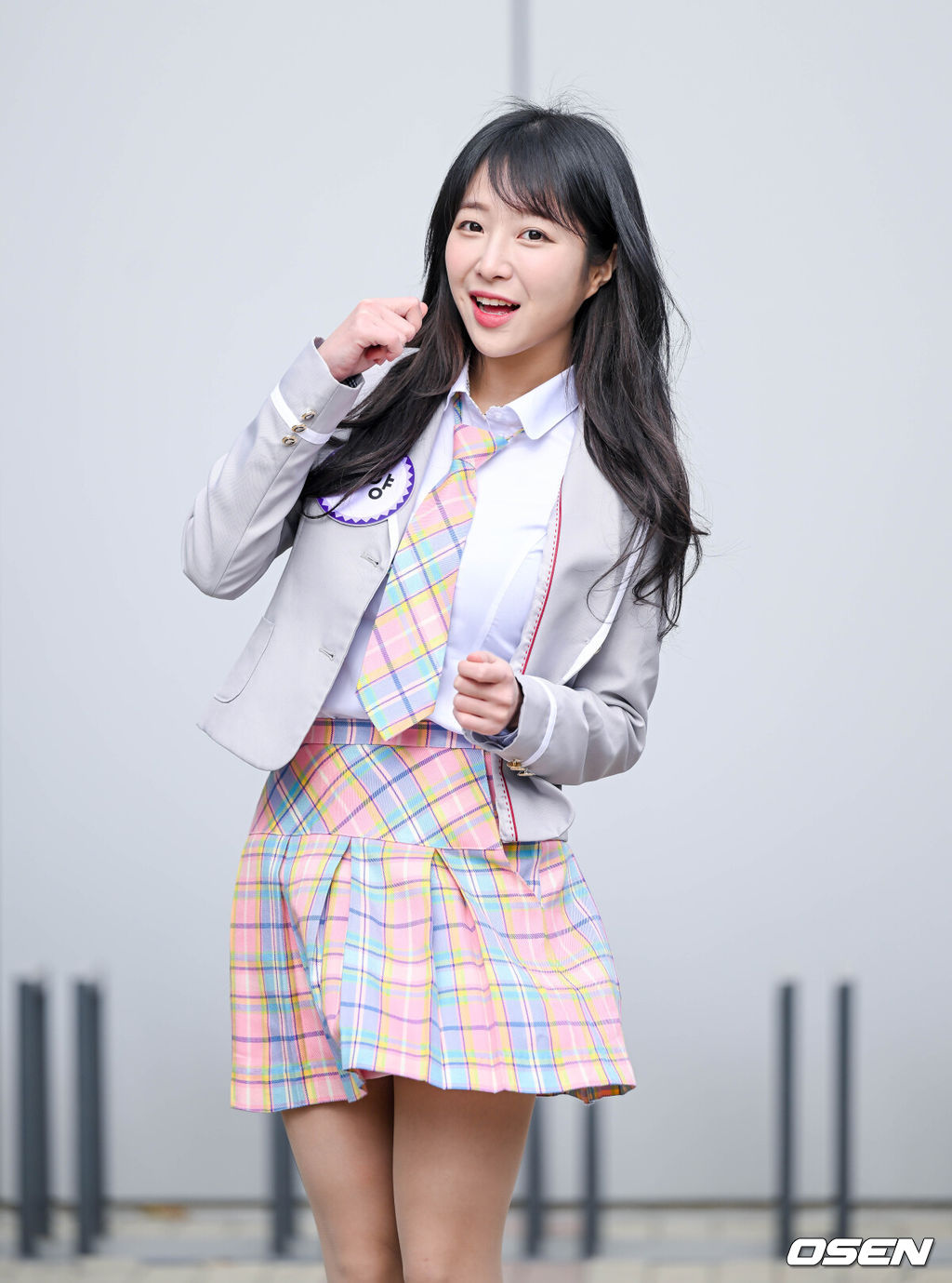 16일 오후 경기도 고양시 일산동구 JTBC스튜디오에서 '아는 형님' 녹화가 진행됐다.크리에이터 쯔양이 '아는 형님' 녹화 출근길에 포즈를 취하고 있다. 2023.02.16 /cej@osen.co.kr