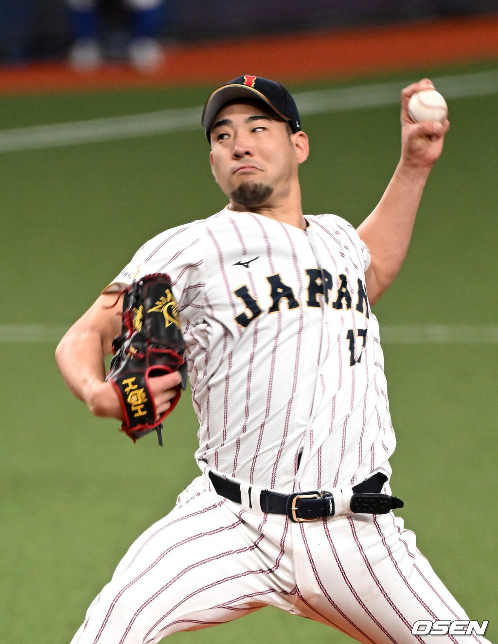 2일 일본 오사카 교세라돔에서 월드베이스볼클래식(WBC) 공식 연습 경기 일본 야구 대표팀과 오릭스 버팔로스의 경기가 열렸다.3일 한신 타이거스와 연습 경기 후 도쿄로 향하는 일본 야구 대표팀은 6일 대만과의 첫 경기에 이어 7일 한국전, 8일 호주전, 10일 체코전을 치른다.1회말 무사에서 일본 선발투수 기쿠치 유세이가 역투하고 있다. 2026.03.02 /spjj@osen.co.kr