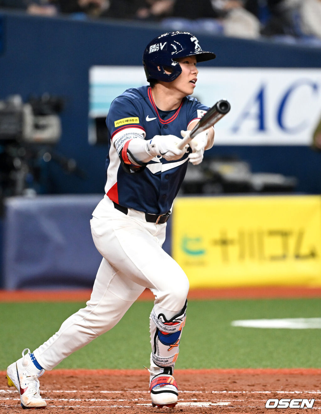 3일 일본 오사카 교세라돔에서 월드베이스볼클래식(WBC) 공식 연습 경기 한국 야구 대표팀과 오릭스 버팔로스의 경기가 열렸다.우리 대표팀은 연습 경기 2차전을 치른 뒤 5일 일본 도쿄돔에서 체코와 WBC 조별리그 1차전에서 격돌한다.5회초 한국 김혜성이 안타를 치고 있다. 2026.03.03 /spjj@osen.co.kr