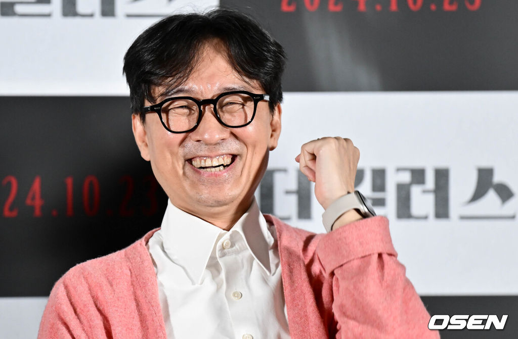 영화 ‘더 킬러스’ 언론배급시사 및 기자간담회가 18일 오후 서울 광진구 롯데시네마 건대입구에서 열렸다.‘더 킬러스’는 헤밍웨이 단편소설 ‘더 킬러스’를 대한민국 대표 감독 4인이 각기 다른 시선으로 해석하고 탄생시킨 4편의 살인극을 담은 시네마 앤솔로지다. 장항준 감독이 질의응답 시간을 갖고 있다. 2024.10.18 /cej@osen.co.kr