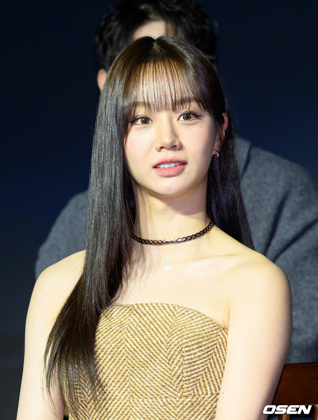 19일 오전 호텔 나루 서울 엠갤러리에서 넷플릭스 예능 ‘미스터리 수사단’ 시즌2 제작발표회가 열렸다.‘미스터리 수사단’ 시즌2는 과학적으로 설명할 수 없는 기묘한 사건들을 추적하고 해결하는 어드벤처 추리 예능이다.혜리가 취재진의 질문을 듣고 있다. 2026.02.19 / sunday@osen.co.kr