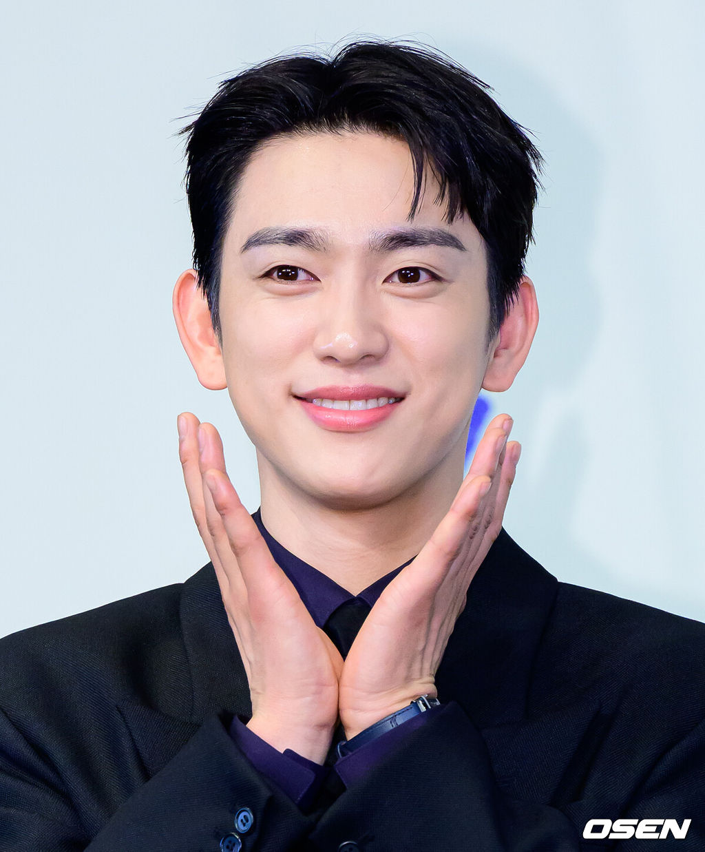 5일 오후 서울 구로구 더 링크호텔 서울에서 JTBC 새 금요시리즈 ‘샤이닝’ 제작발표회가 열렸다.'샤이닝'은 둘만의 세계를 공유하던 청춘들이 서로의 믿음이자 인생의 방향을 비춰주는 빛 그 자체가 되어가는 과정을 담은 드라마다. 배우 박진영이 포토타임을 하고 있다. 2026.03.05 /jpnews@osen.co.kr