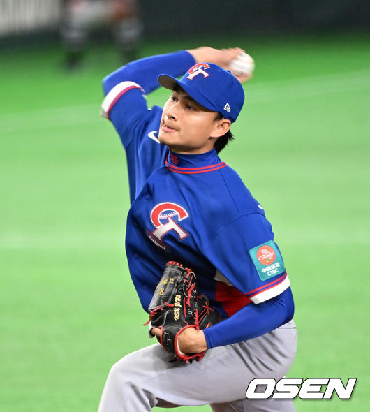 [OSEN=도쿄(일본), 손용호 기자] 5일 일본 &nbsp;도쿄돔에서 월드베이스볼클래식(WBC) 조별리그 첫 경기 호주와 대만의 경기가&nbsp;&nbsp;열렸다.우리 대표팀은 &nbsp;체코와 WBC 조별리그 1차전에서 격돌한다.대만 선발 쉬러시가 역투하고 있다. 2026.03.05&nbsp;/spjj@osen.co.kr
