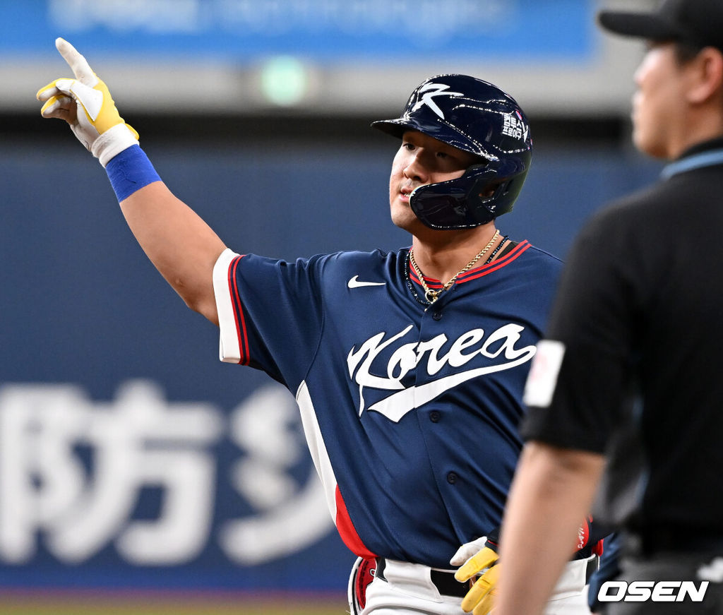 3일 일본 오사카 교세라돔에서 월드베이스볼클래식(WBC) 공식 연습 경기 한국 야구 대표팀과 오릭스 버팔로스의 경기가 열렸다.우리 대표팀은 연습 경기 2차전을 치른 뒤 5일 일본 도쿄돔에서 체코와 WBC 조별리그 1차전에서 격돌한다.2회초 무사에서 한국 안현민이 안타를 치고 있다. 2026.03.03 /spjj@osen.co.kr