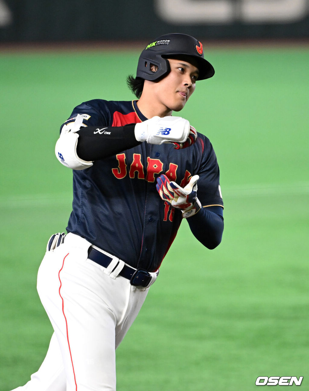 6일 일본 도쿄돔에서 월드베이스볼클래식(WBC) 조별리그 C조 일본과 대만의 경기가 열렸다.일본은 야마모토 요시노부, 대만은 쩡하오쥔을 선발로 내세웠다.2회초 1사 만루에서 일본 오타니 쇼헤이가 만루 홈런을 치고 세리머니를 하고 있다. 2026.03.06 /spjj@osen.co.kr