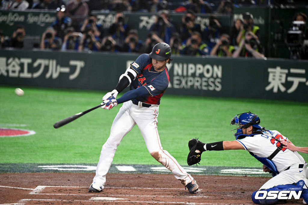 6일 일본 도쿄돔에서 월드베이스볼클래식(WBC) 조별리그 C조 일본과 대만의 경기가 열렸다.일본은 야마모토 요시노부, 대만은 쩡하오쥔을 선발로 내세웠다.2회초 1사 만루에서 일본 오타니 쇼헤이가 만루 홈런을 치고 있다. 2026.03.06 /spjj@osen.co.kr