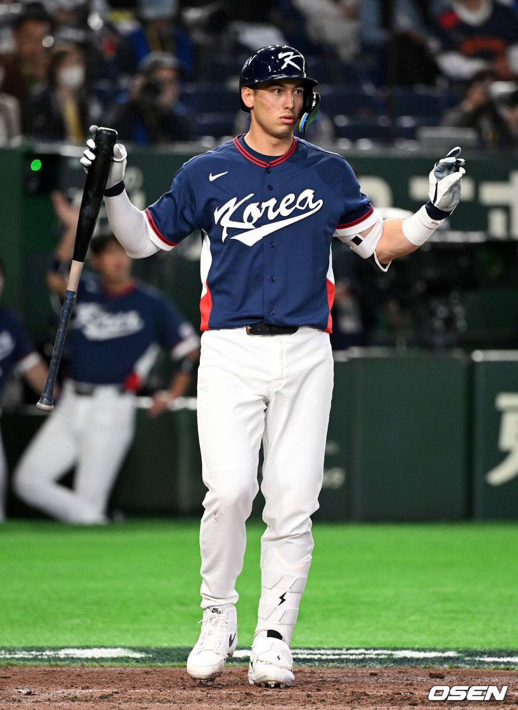 7일 일본 도쿄돔에서 2026 월드베이스볼클래식(WBC) 조별리그 C조 대한민국과 일본의 경기가 열렸다.한국은 잠수함 고영표, 일본은 좌완 기쿠치 유세이를 선발로 내세웠다. WBC에서 2006년 4강, 2009년 준우승을 차지한 한국은 이후 3개 대회(2013년, 2017년, 2023년)에서 연달아 1라운드를 통과하지 못하고 있다. 이번 대회에서는 8강 토너먼트 복귀를 목표로 대회에 임하고 있다. 지난 5일 체코와의 첫 경기에서는 11-4로 대승을 거두며 좋은 출발을 했다. 5회초 2사에서 한국 위트컴이 삼진으로 물러나고 있다. 2026.03.07 /spjj@osen.co.kr