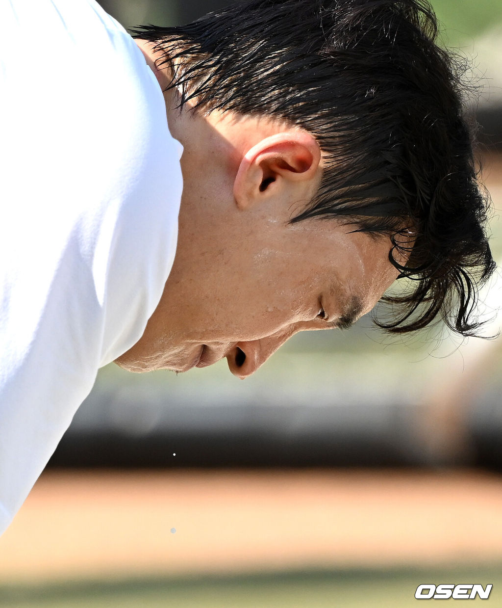 20일 오후 대전 한화생명볼파크에서 2025 신한 SOL Bank KBO리그 한화 이글스와 두산 베어스의 경기가 열렸다.한화는 조동욱, 두산은 곽빈을 선발로 내세웠다.경기에 앞서 한화 손아섭이 훈련 중 땀을 흘리고 있다. 2025.08.20 /sunday@osen.co.kr