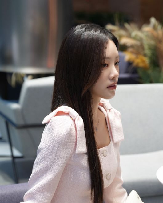 초록뱀엔터테인먼트 제공