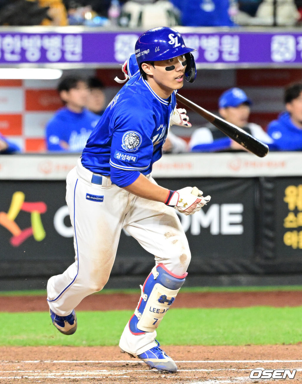 24일 오후 대전 한화생명볼파크에서 2025 신한 SOL Bank KBO리그 포스트시즌 플레이오프 5차전 한화 이글스와 삼성 라이온즈의 경기가 열렸다.한화는 코디 폰세, 삼성은 최원태를 선발 투수로 내세웠다.6회초 2사에서 삼성 이재현이 우월 안타를 치고 있다. 2025.10.24 /sunday@osen.co.kr