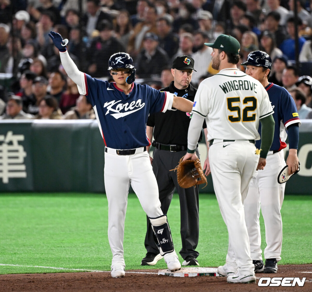 9일 일본 도쿄돔에서 월드베이스볼클래식(WBC) 조별리그 C조 한국과 호주의 경기가 열렸다.C조는 일본이 3승으로 조 1위를 확정, 8강에 진출했다. 호주가 2승 1패, 대만이 2승 2패, 한국이 1승 2패, 체코는 3패다.한국 WBC 대표팀이 8강에 진출하려면 호주에 2점 이하로 실점하면서 5점 차 이상으로 승리해야만 한다.6회초 1사 3루에서 한국 김도영이 우전 적시타를 치고 환호하고 있다. 2026.03.09 /spjj@osen.co.kr