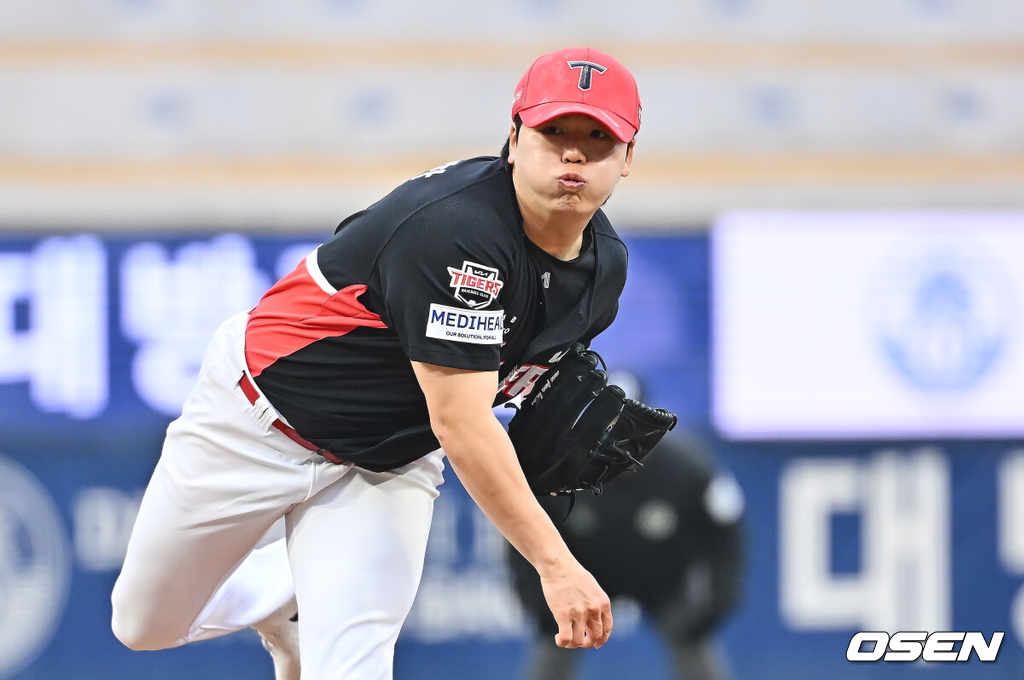 16일 창원NC파크에서 2026 신한 SOL KBO 리그 시범경기 NC 다이노스와 KIA 타이거즈의 경기가 열린다.지난 12일 시작된 시범경기는 24일까지 진행되며, 각 팀이 12경기씩 총 60경기가 펼쳐진다.KIA 타이거즈 선발투수 황동하가 역투하고 있다. 2026.03.16 / foto0307@osen.co.kr