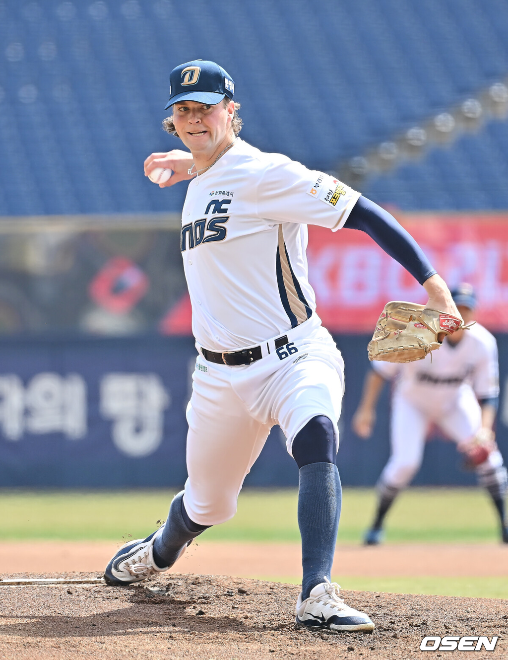 17일 창원NC파크에서 2026 신한 SOL KBO 리그 시범경기 NC 다이노스와 KIA 타이거즈의 경기가 열렸다.홈팀 NC는 테일러가, 방문팀 KIA는 양현종이 선발 출전했다.NC 다이노스 선발투수 테일러가 역투하고 있다. 2026.03.17 / foto0307@osen.co.kr
