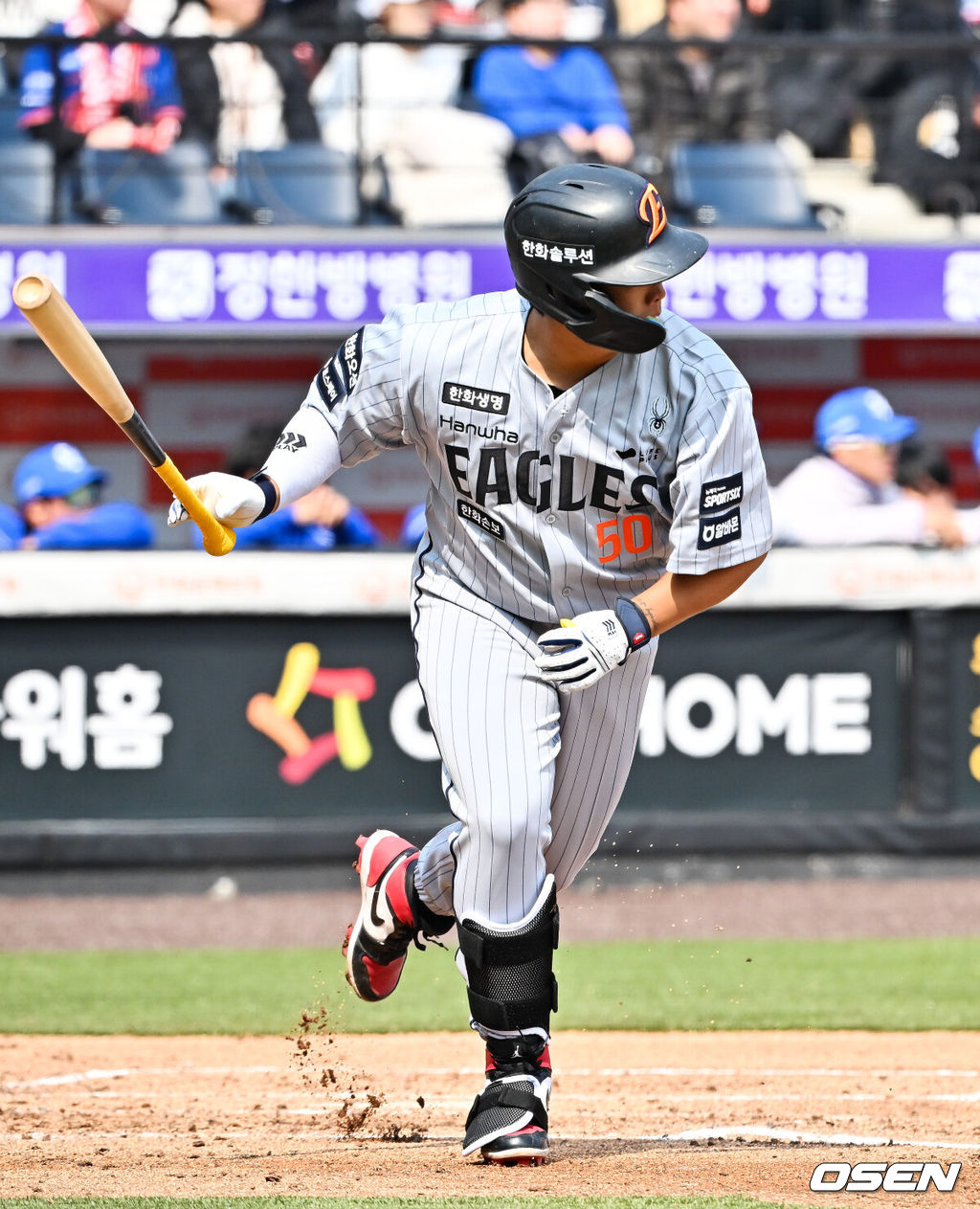 12일 대전 한화생명볼파크에서 2026 신한 SOL KBO리그 시범경기 한화 이글스와 삼성 라이온즈의 경기가 열렸다.시범경기는 오늘(12일)부터 오는 24일까지 진행되며, 각 팀이 12경기씩 치러 총 60경기가 펼쳐진다.1회말 1사 주자 2루 한화 강백호가 좌익수 앞 안타를 때리고 있다. 2026.03.12 /rumi@osen.co.kr