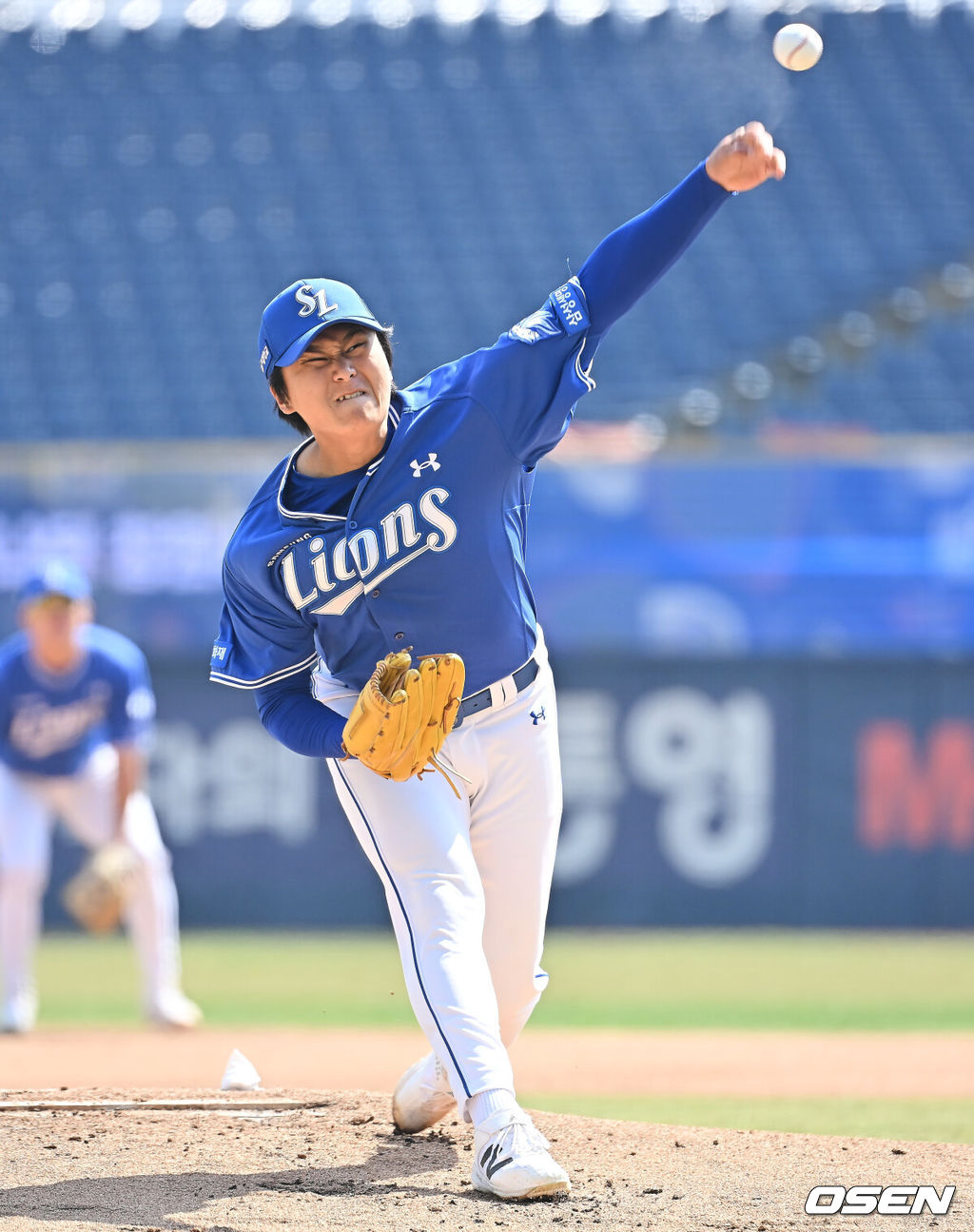 19일 창원NC파크에서 2026 신한 SOL KBO 리그 시범경기 NC 다이노스와 삼성 라이온즈의 경기가 열렸다. 홈팀 NC는 토다가, 방문팀 삼성은 이승현이 선발 출전했다. 삼성 라이온즈 선발투수 이승현이 역투하고 있다. 2026.03.19 / foto0307@osen.co.kr
