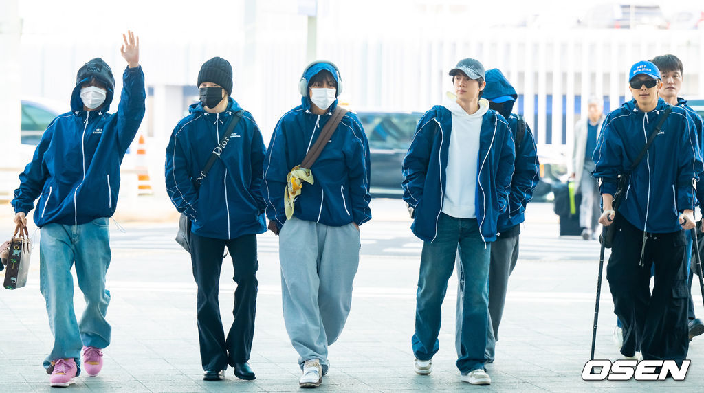 다음날 아침 미국으로 출국하며 글로벌 행보 이어나가는 BTS (사진=박준형 기자)
