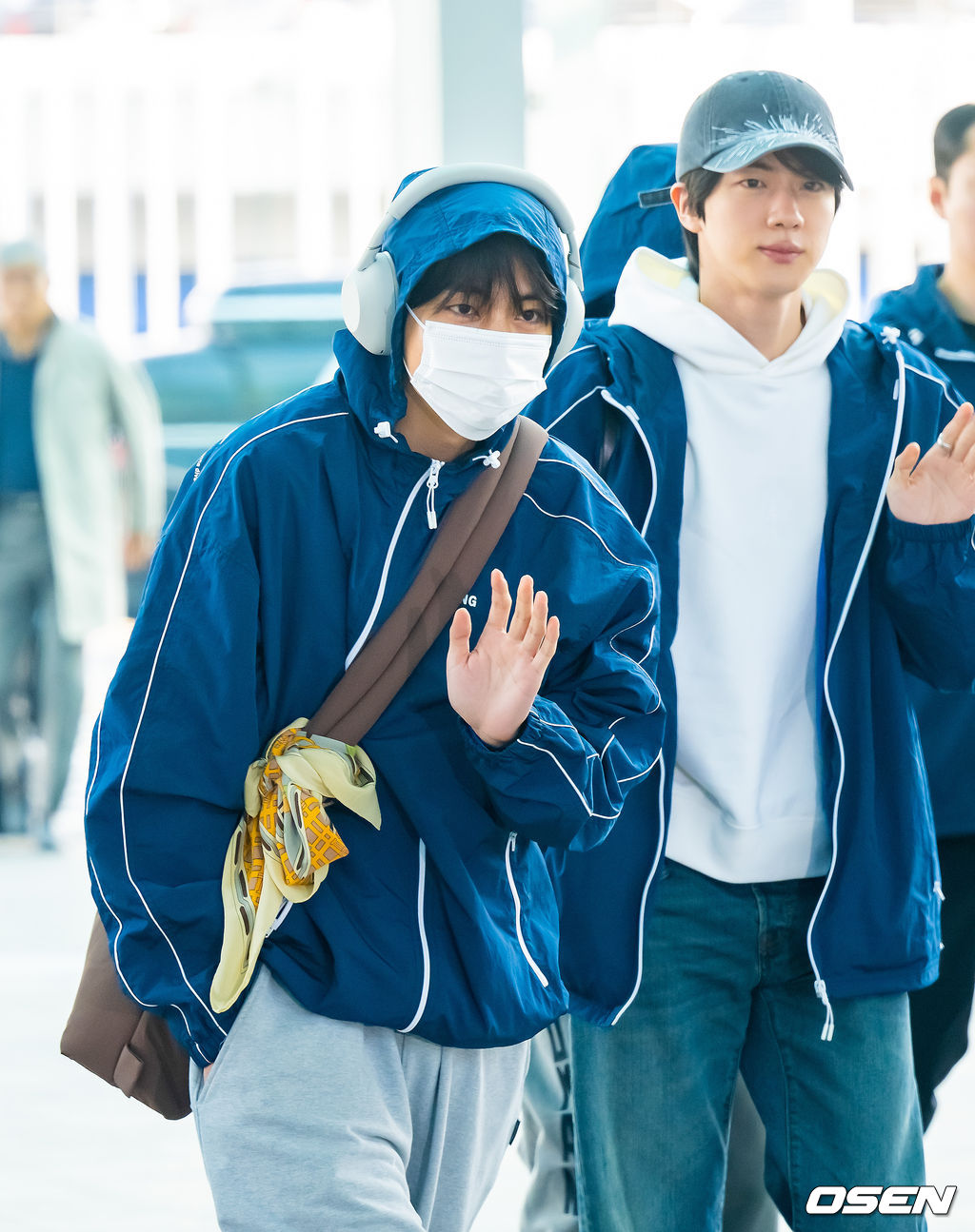 피곤함 잊고 아미 향해 다정한 인사 (사진=박준형 기자)