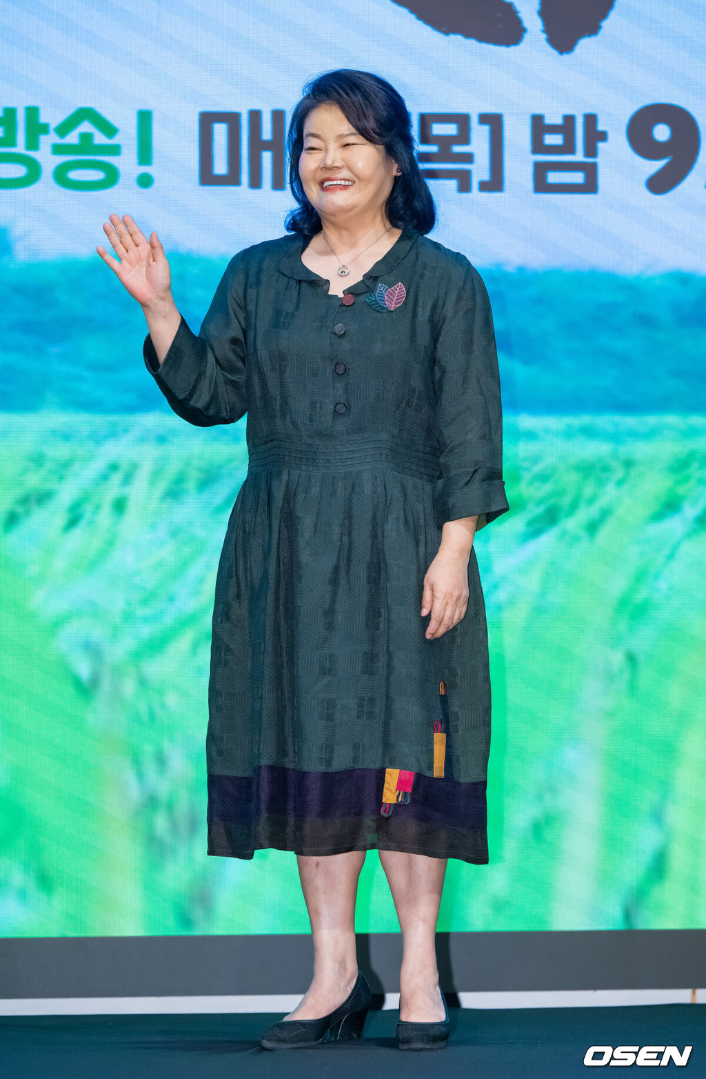 25일 오후 서울 신도림 디큐브시티 6층 더세인트 그랜드 볼룸 홀에서 KBS 2TV 새 미니시리즈 '심우면 연리리' 제작발표회가 진행됐다.미니시리즈 ‘심우면 연리리’(연출 최연수 / 극본 송정림, 왕혜지 / 제작 심스토리)는 청정 살벌(?) 구역 ‘연리리’로 뚝 떨어진 찐 도시 가족 성태훈가(家)가 서울로 컴백하기 위해 고군분투하는 좌충우돌 가족 리부팅 힐링 드라마다.배우 남권아가 포즈를 취하고 있다. 2025.03.25 / soul1014@osen.co.kr