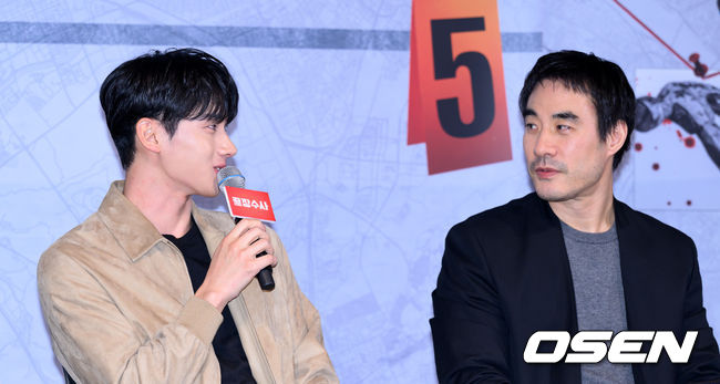 25일 오후 서울 CGV 용산아이파크몰에서 영화 '끝장수사' 언론시사회가 열렸다.