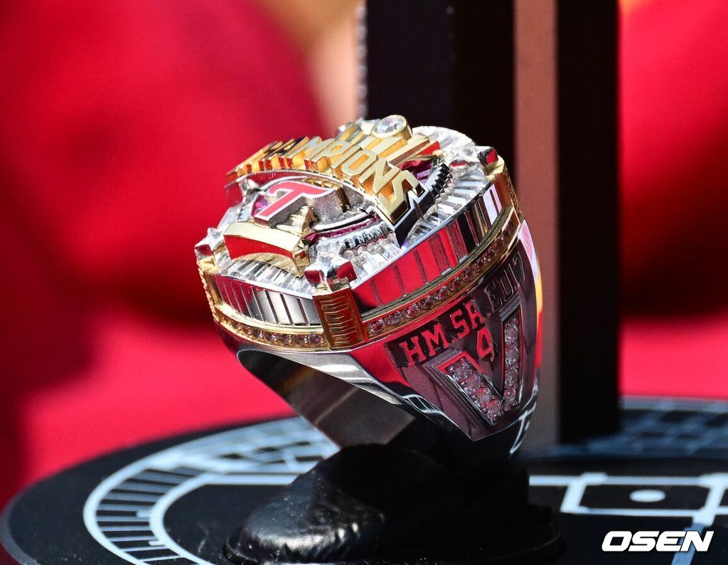 LG 통합우승 반지. 2026.03.28 / jpnews@osen.co.kr