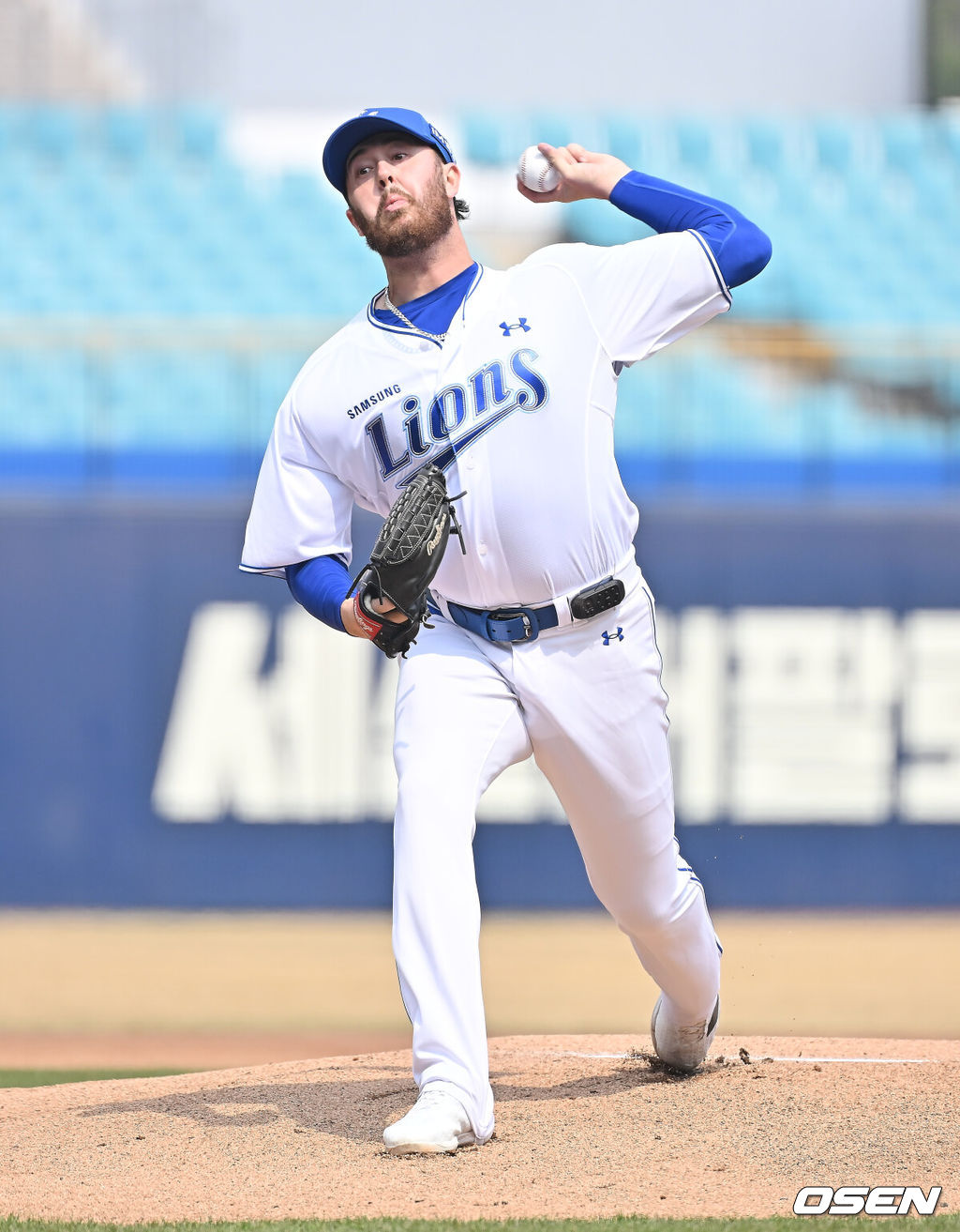 24일 대구삼성라이온즈파크에서 2026 신한 SOL KBO 리그 시범경기 삼성 라이온즈와 KIA 타이거즈의 경기가 열렸다. 홈팀 삼성은 오러클린이, 방문팀 KIA는 아담 올러가 선발 출전했다. 삼성 라이온즈 선발 투수 오러클린이 역투하고 있다. 2026.03.24 / foto0307@osen.co.kr