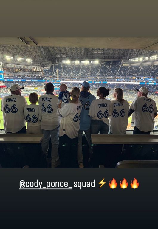 토론토 블루제이스 코디 폰세 아내 엠마 폰세 인스타그램 캡쳐