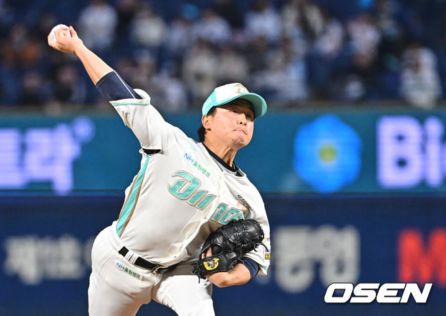 [OSEN=창원, 이석우 기자] 31일 창원NC파크에서 2026 신한 SOL KBO 리그 NC 다이노스와 롯데 자이언츠의 경기가 열렸다. 홈팀 NC는 토다가, 방문팀 롯데는 박세웅이 선발 출전했다. NC 다이노스 선발투수 토다가 역투하고 있다. 2026.03.31 / foto0307@osen.co.kr