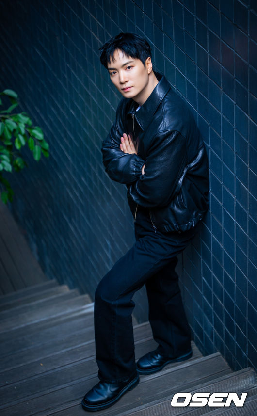 [OSEN=민경훈 기자] 김종현(뉴이스트 JR) 인터뷰. 2026.04.01 / rumi@osen.co.kr