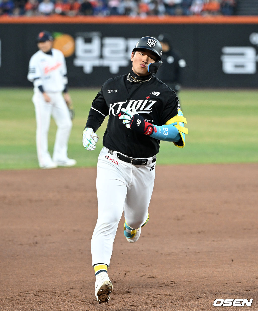 마수걸이포 기쁨보다