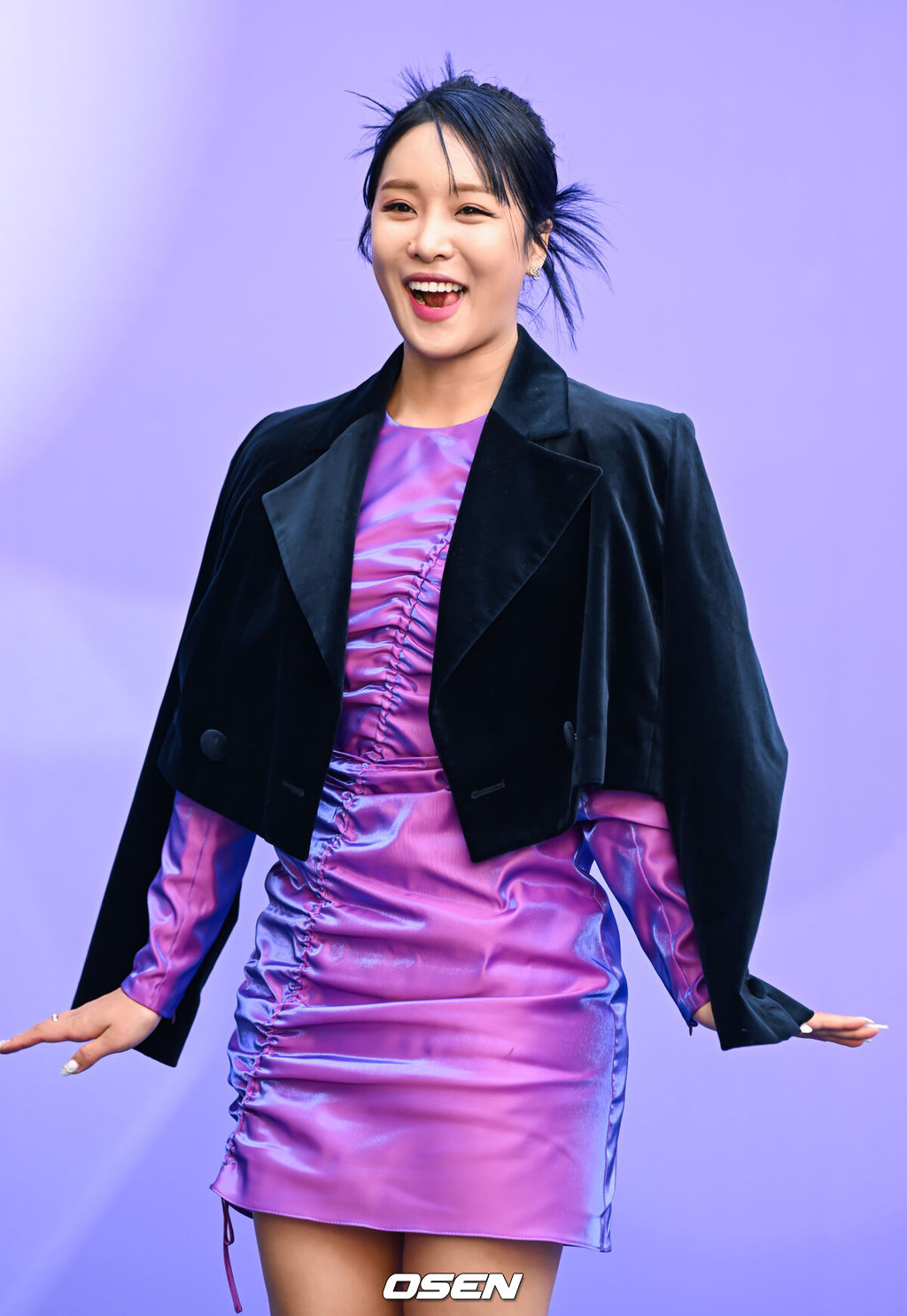 15일 오후 서울 동대문 디자인플라자(DDP)에서 2023 S/S 서울패션위크 '워브먼트(WOVEMENT)' 포토월 행사가 열렸다.방송인 랄랄이 패션쇼 셀럽으로 참석해 포즈를 취하고 있다. 2022.10.15 / soul1014@osen.co.kr