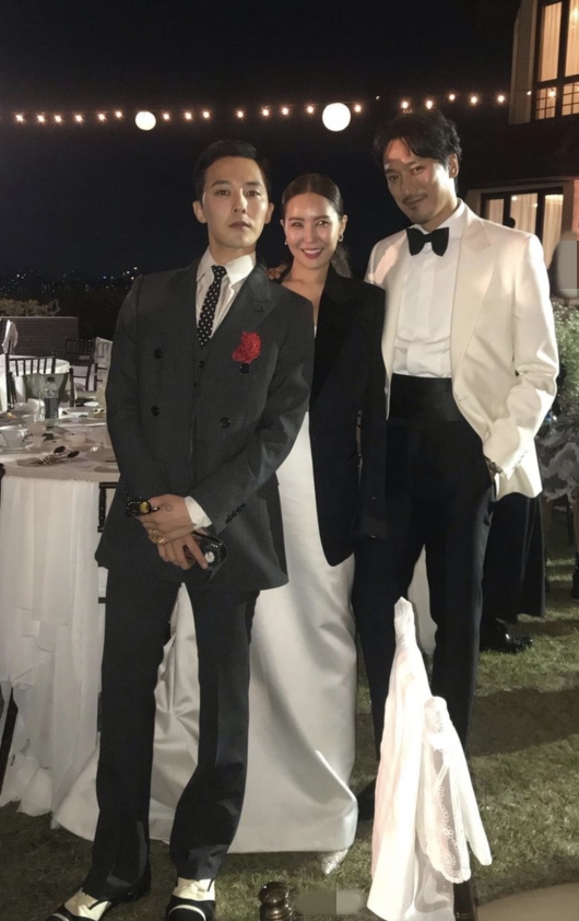 (왼쪽부터) 지드래곤, 지드래곤 누나 권다미, 김민준