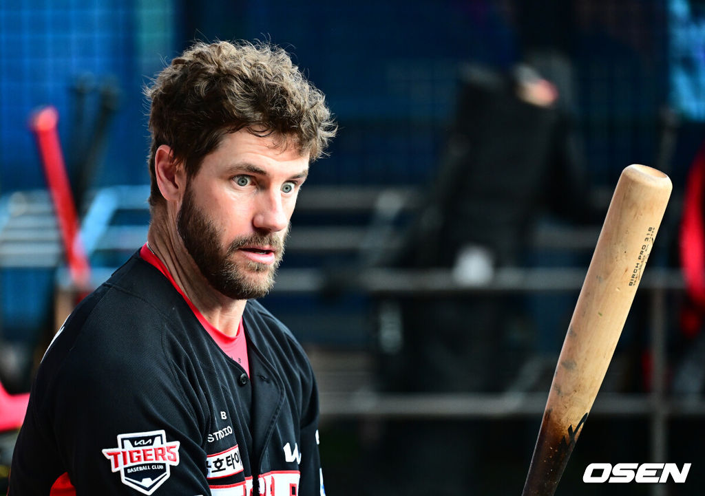 지난해 KIA 타이거즈에서 뛴 패트릭 위즈덤이 마이너리그 트리플A에서 이틀 연속 괴력의 홈런을 터뜨렸다. / OSEN DB