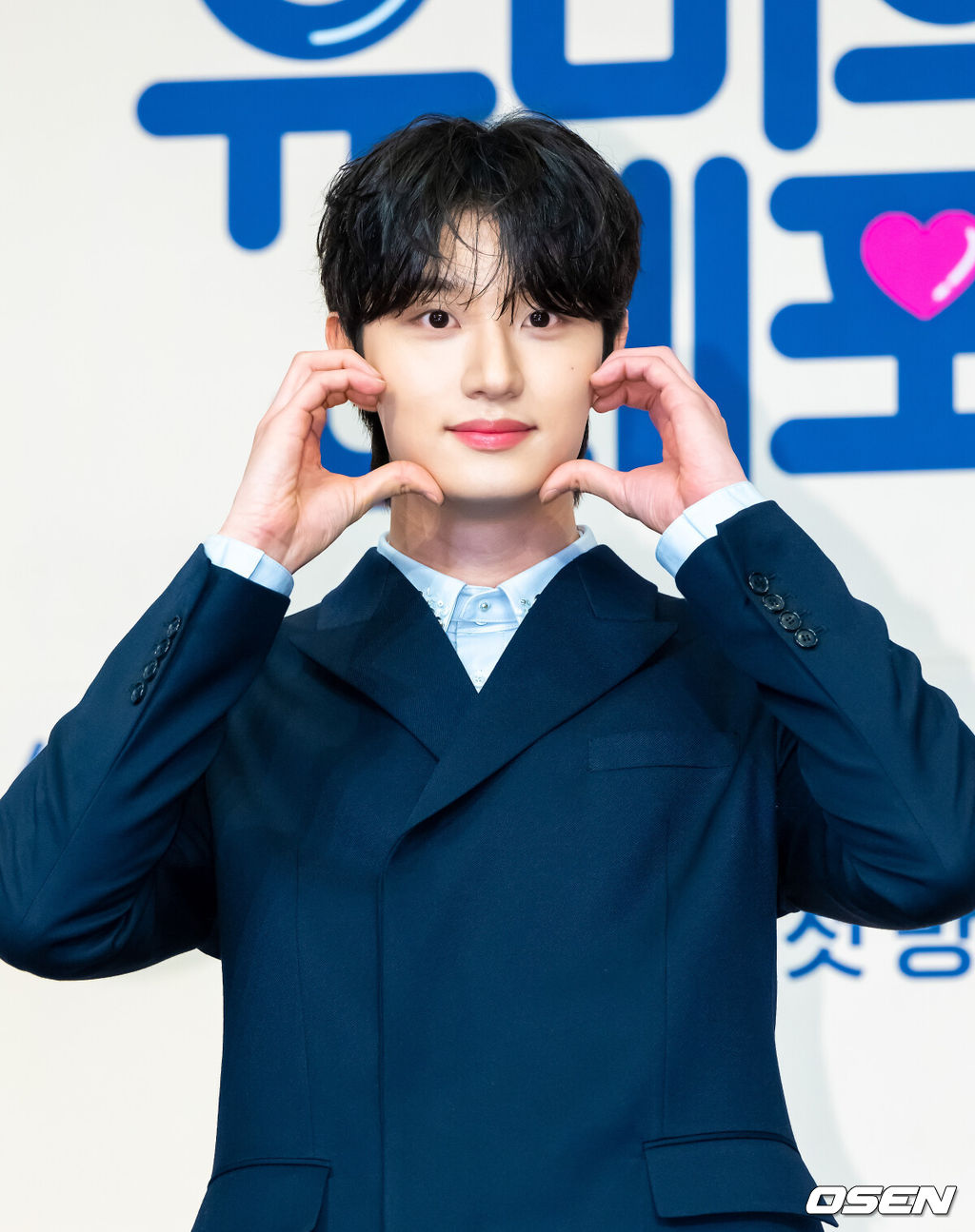 7일 오후 서울 신도림 더링크 호텔에서 티빙 오리지널 '유미의 세포들' 시즌3 제작발표회가 진행됐다.배우 김고은과 김재원이 출연하는 ‘유미의 세포들'은 스타작가가 된 유미의 무자극 일상 속 날벼락처럼 찾아온 뜻밖의 인물로 인해 다시 한번 웃고 울고 사랑에 빠지는 세포 자극 공감 로맨스를 그렸다. 오는 13일 공개.배우 김재원이 포즈를 취하고 있다. 2026.04.07 / soul1014@osen.co.kr