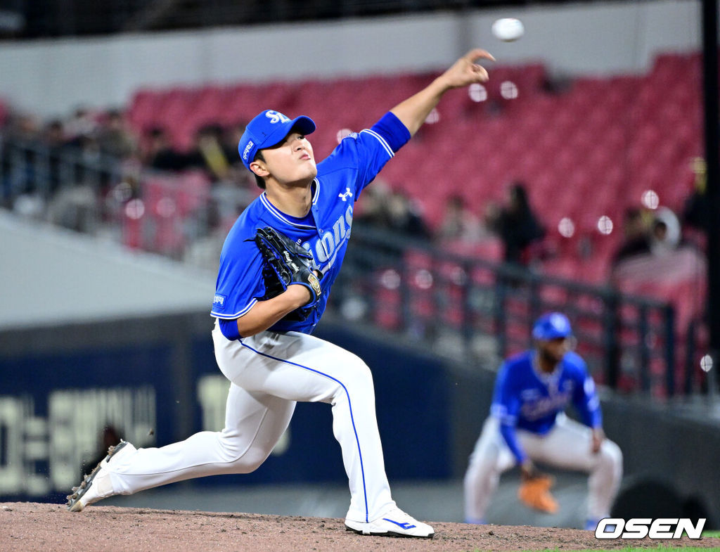 7일 광주-기아 챔피언스필드에서 ‘2026 신한 SOL KBO리그’ KIA 타이거즈와 삼성 라이온즈의 경기가 열렸다.홈팀 KIA는 양현종, 방문팀 삼성은 양창섭을 선발로 내세웠다. 6회말 마운드에 오른 삼성 투수 이승민이 힘차게 공을 뿌리고 있다. 2026.04.07 / dreamer@osen.co.kr
