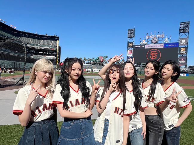 JYP엔터테인먼트 제공