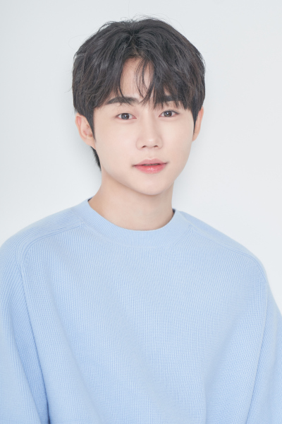 LG 트윈스는 오는 4월 11일과 12일 양일 간 잠실야구장에서 진행되는 SSG 랜더스와 주말 경기에 앞서 승리기원 시구 이벤트를 진행한다. / LG 트윈스