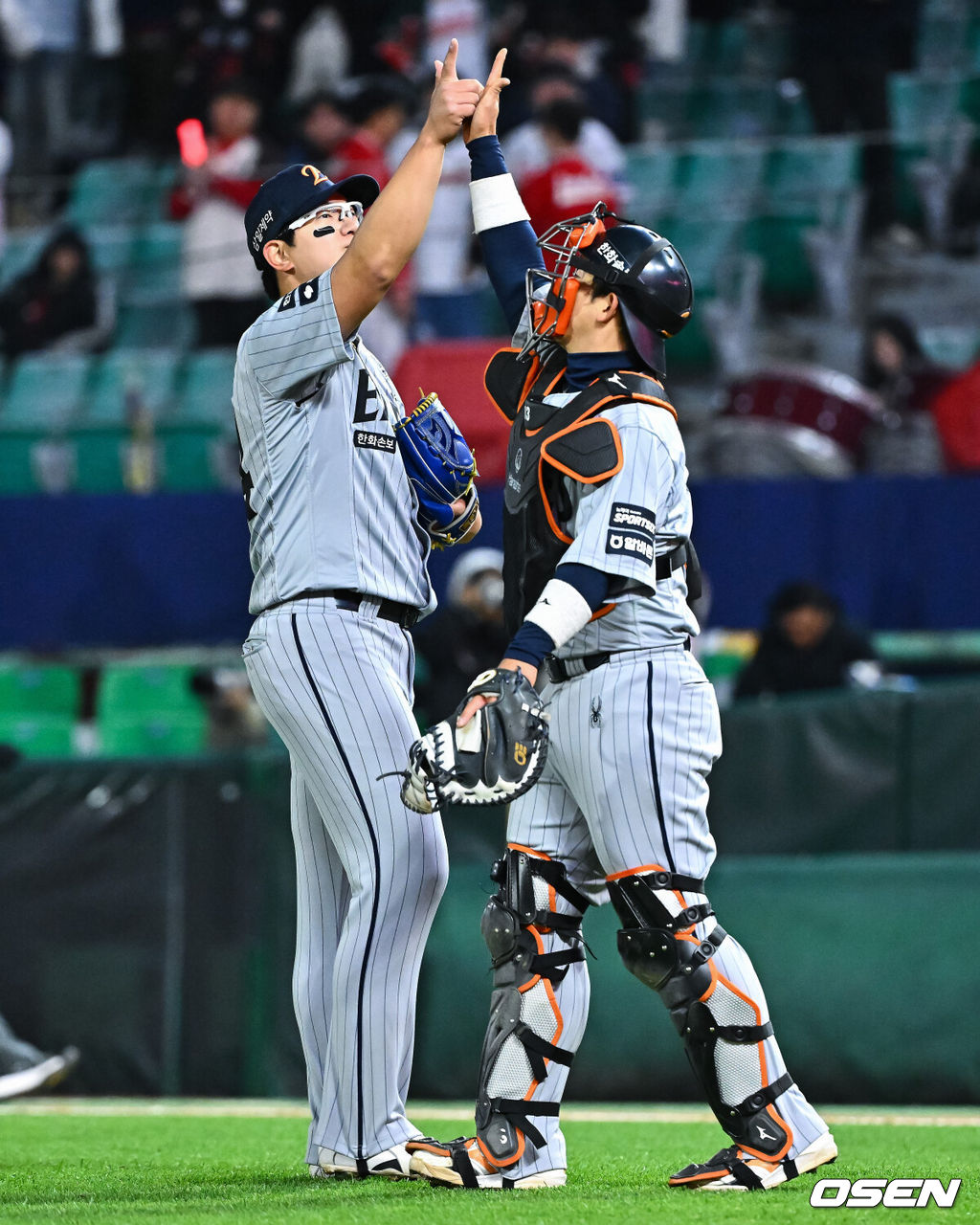 한화 이글스 김서현과 최재훈. /OSEN DB