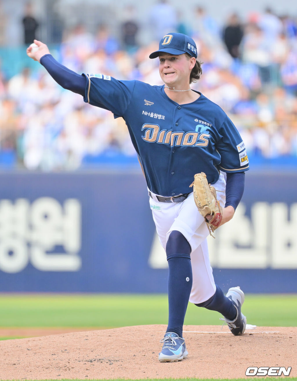 11일 대구삼성라이온즈파크에서 2026 신한 SOL KBO 리그 삼성 라이온즈와 NC 다이노스의 경기가 열렸다. 홈팀 삼성은 오러클린이, 방문팀 NC는 테일러가 선발 출전했다. NC 다이노스 선발 투수 테일러가 역투하고 있다. 2026.04.11 / foto0307@osen.co.kr