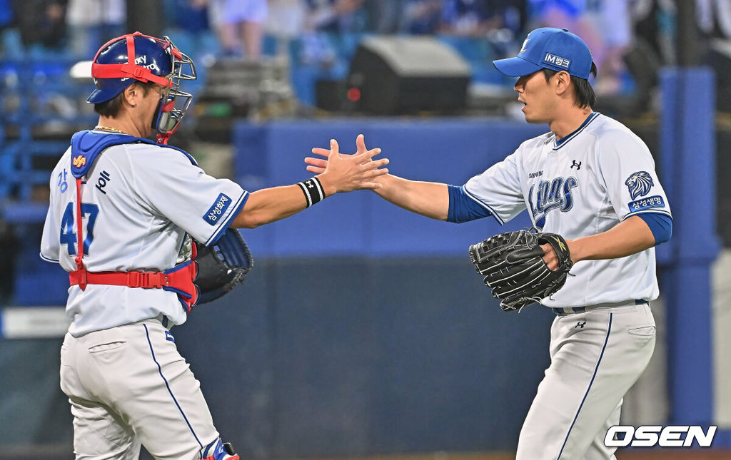 삼성 라이온즈 강민호, 김재윤 206 2026.04.11 / foto0307@osen.co.kr